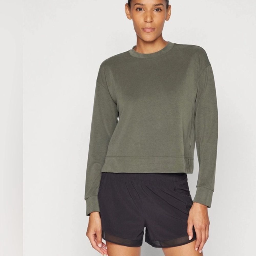 Athleta Seasoft Crewneck Sweatshirt Olive Green Womens XL